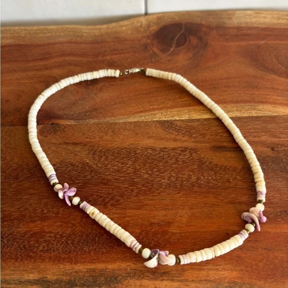 Vintage Puka Shell Necklace White Purple 17